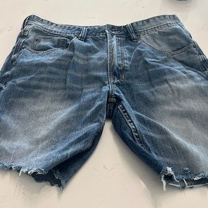 Buffalo Distressed Bermuda Jean Shorts. Size 34. Cutoff‎